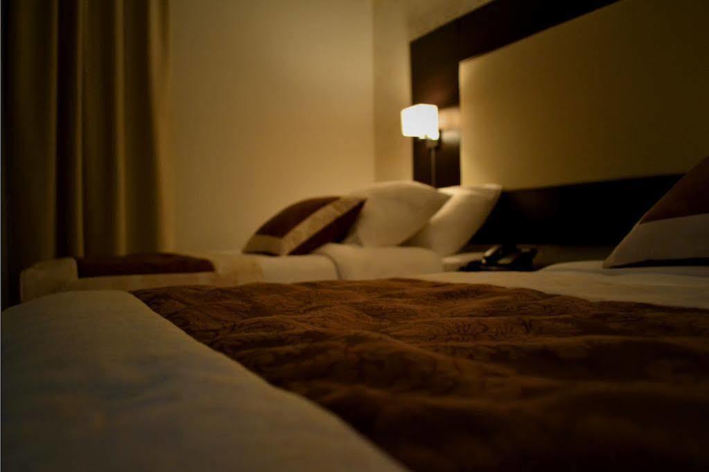 Hotel Espana Naselje Starosjedilaca Extérieur photo