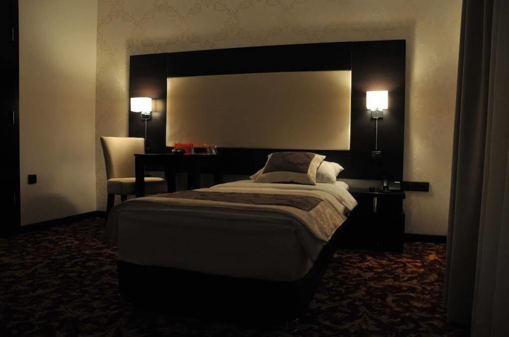 Hotel Espana Naselje Starosjedilaca Extérieur photo